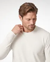 StringKing Men's Pima Jersey Long Sleeve Tee - Sharp Fit, Tofu, Collar Shoulder - Human Model