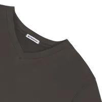 StringKing Women's FlexTech Short Sleeve V-Neck T-Shirt - Relaxed Fit, Charcoal, Detail