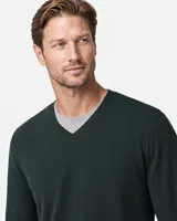 StringKing Men's Pima Terry V-Neck Sweater - Sharp Fit, Pine Grove, Collar Shoulder - Human Model