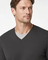 StringKing Men's Pima Jersey Long Sleeve V-Neck Tee - Sharp Fit, Peat, Collar Shoulder - Human Model