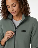StringKing Women's Polartec Fleece Full Zip with Pockets - Sharp Fit, Avenue Green, Collar Shoulder - Human Model