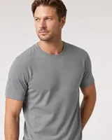 StringKing Men's StayWarm Tee - Sharp Fit, Gray, Collar Shoulder - Human Model